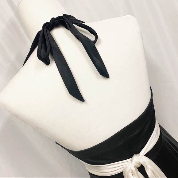 Speechless Black & White Backless Knee Length Formal Dress - Picture 6 of 11